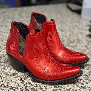 ARIAT WOMEN'S DIXON QUEEN OF HEARTS WESTERN BOOTIES - SNIP TOE